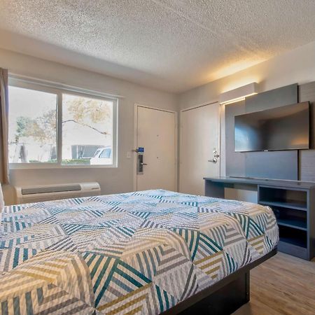 Motel 6 Санта Фе Екстериор снимка