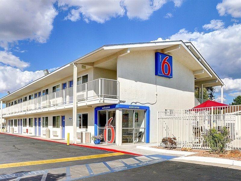 Motel 6 Санта Фе Екстериор снимка