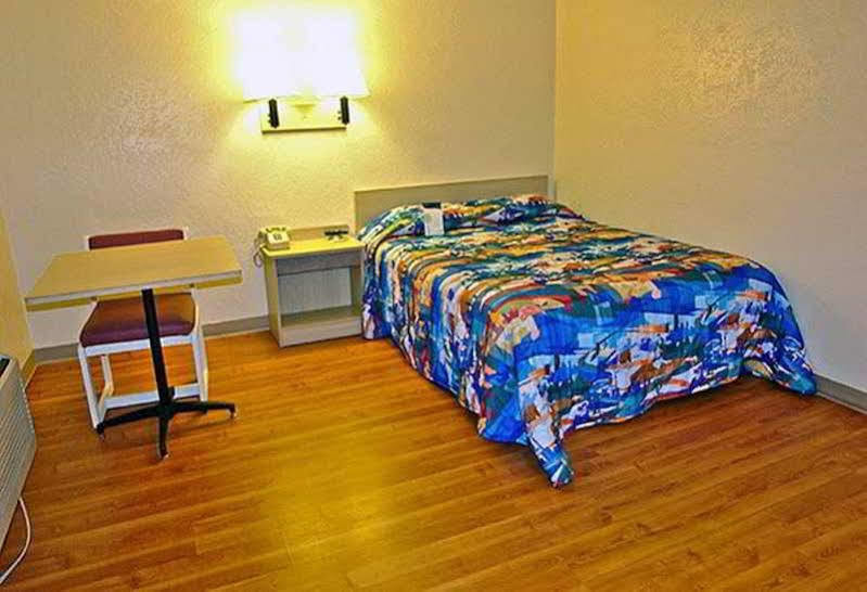 Motel 6 Санта Фе Екстериор снимка